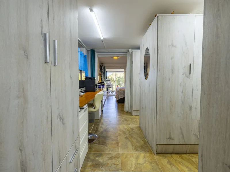 House - Detached Villa в продаже в Arenas, Málaga. В доме 3 спален и 2 ванных комнат. Площадь дома 220 м². Площадь участка 5525 м²