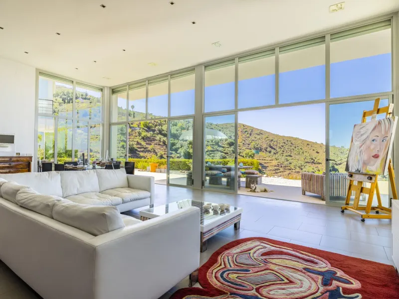 Prestigious Seaview Estate in Sayalonga – A Masterpiece of Luxury and Serenity