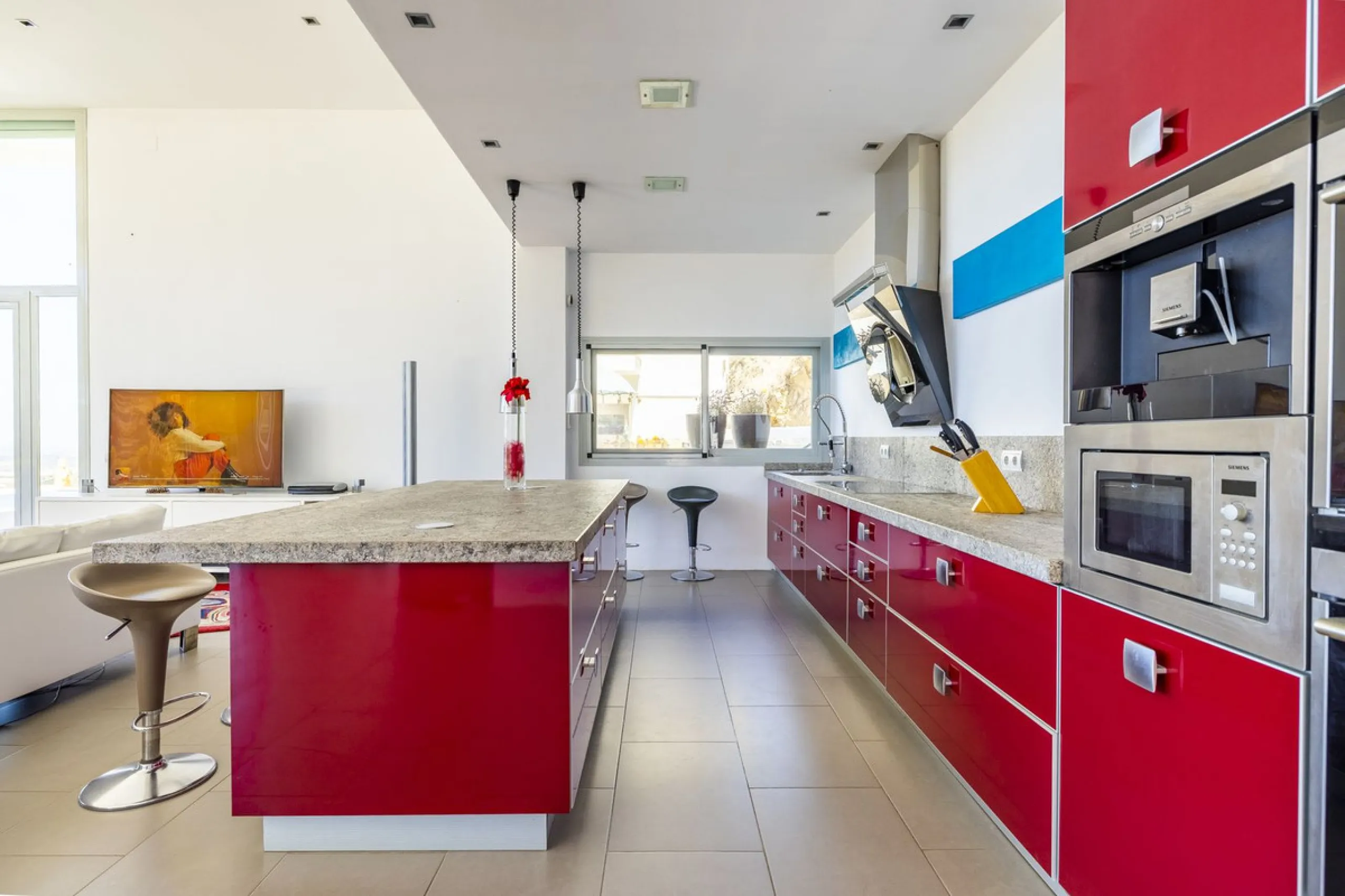 Prestigious Seaview Estate in Sayalonga – A Masterpiece of Luxury and Serenity
