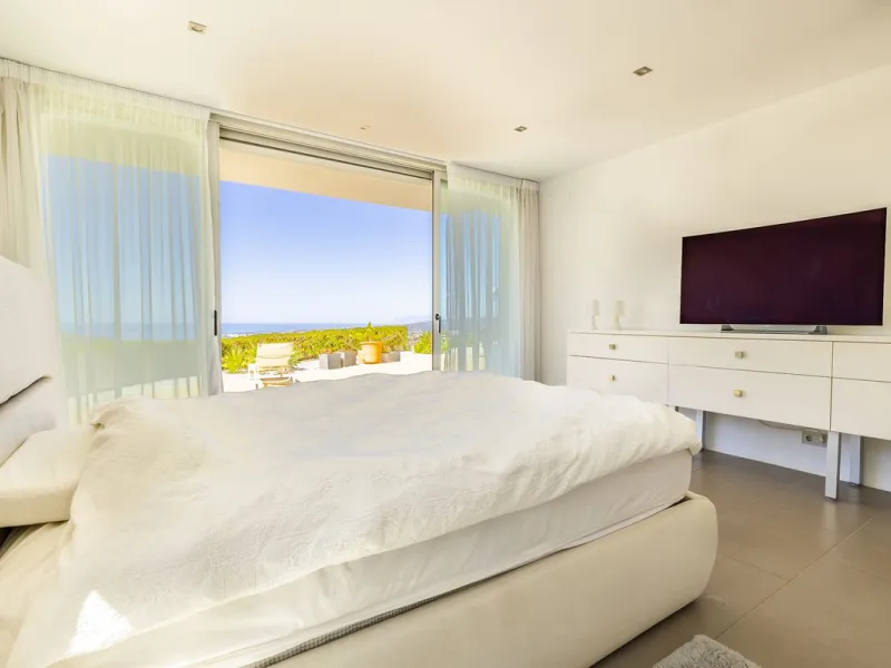 Prestigious Seaview Estate in Sayalonga – A Masterpiece of Luxury and Serenity