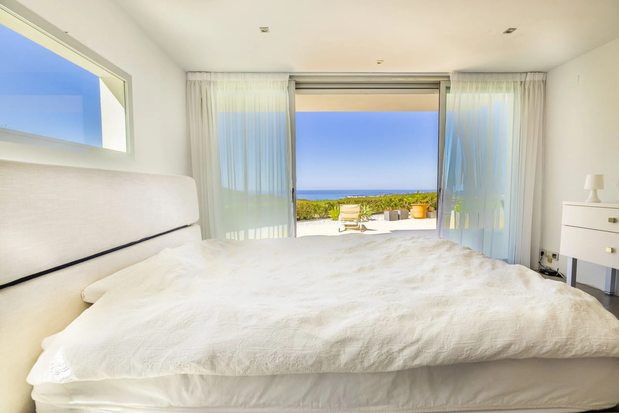 Prestigious Seaview Estate in Sayalonga – A Masterpiece of Luxury and Serenity