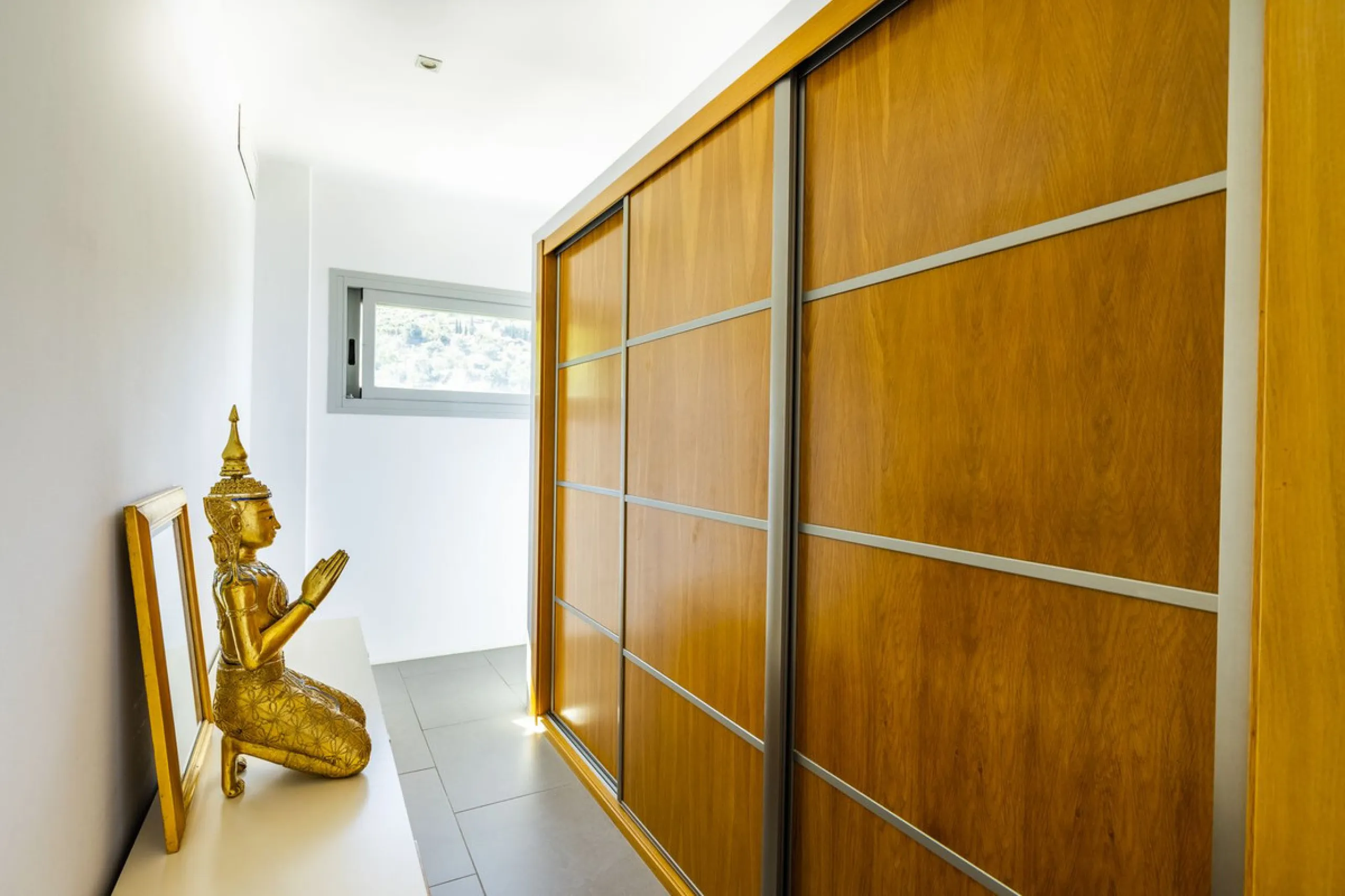 Prestigious Seaview Estate in Sayalonga – A Masterpiece of Luxury and Serenity