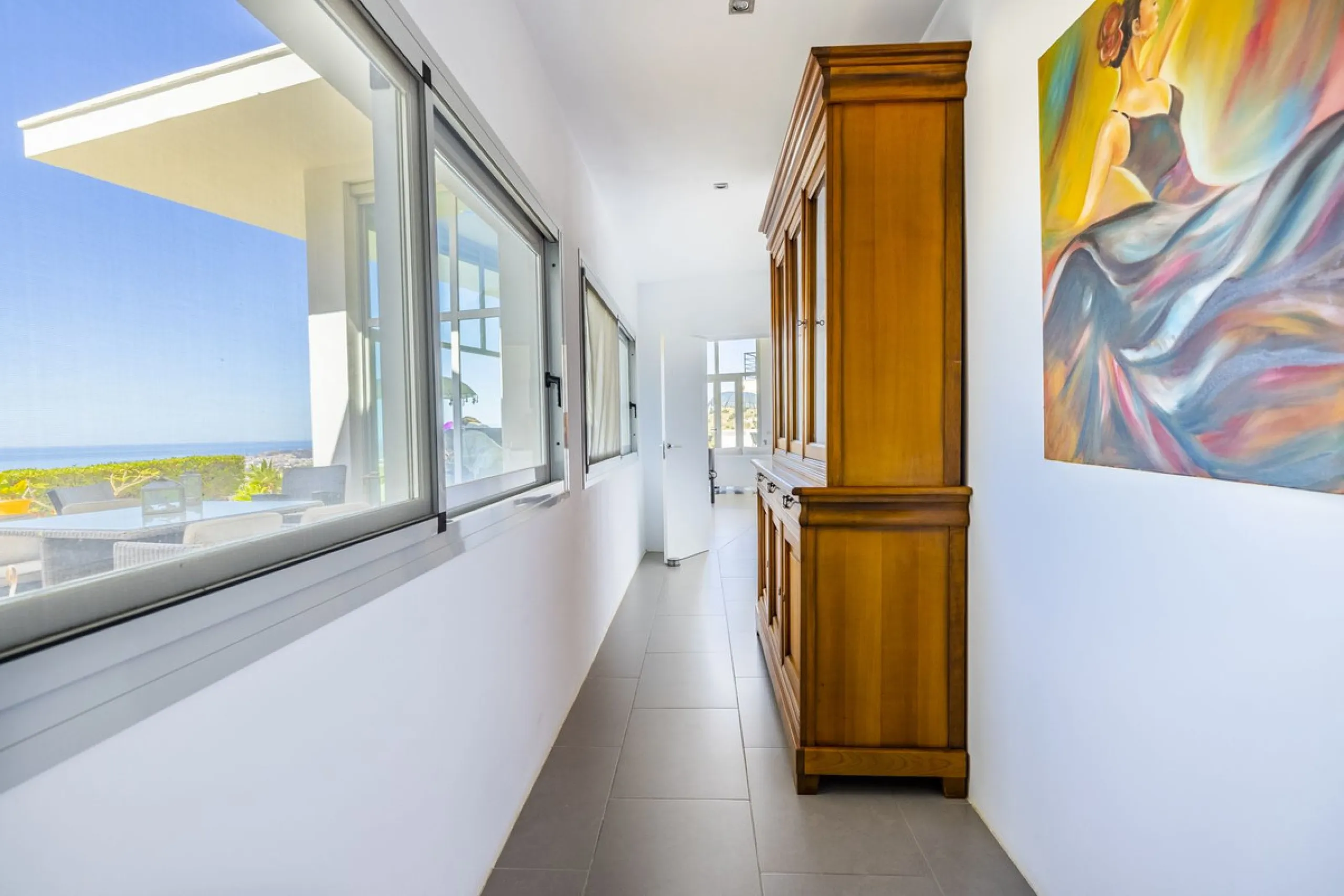 Prestigious Seaview Estate in Sayalonga – A Masterpiece of Luxury and Serenity