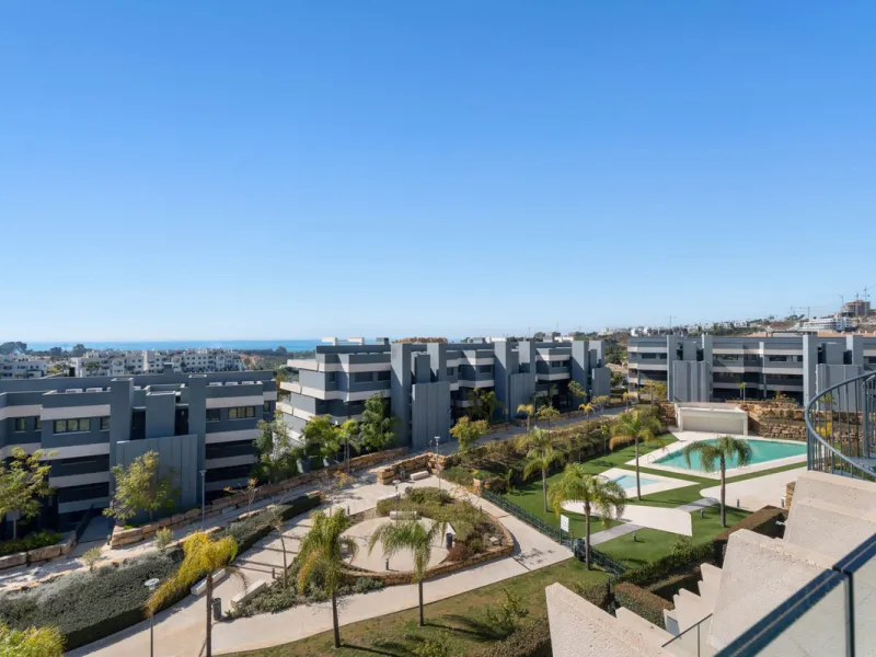 Apartment - Penthouse в продаже в Estepona, Málaga. В доме 3 спален и 2 ванных комнат. Площадь дома 195 м²