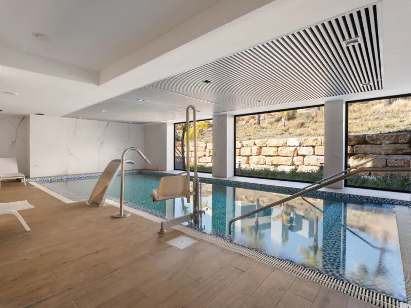 Apartment - Penthouse в продаже в Estepona, Málaga. В доме 3 спален и 2 ванных комнат. Площадь дома 195 м²