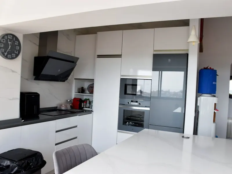 House - Detached Villa в продаже в Nerja, Málaga. В доме 3 спален и 2 ванных комнат. Площадь дома 144 м². Площадь участка 284 м²