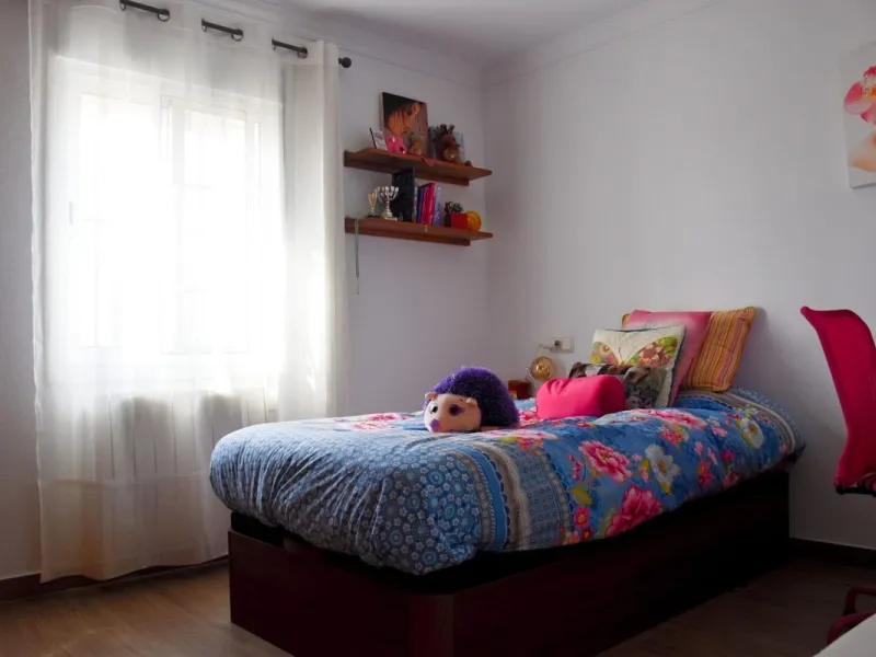 House - Detached Villa в продаже в Nerja, Málaga. В доме 3 спален и 2 ванных комнат. Площадь дома 144 м². Площадь участка 284 м²