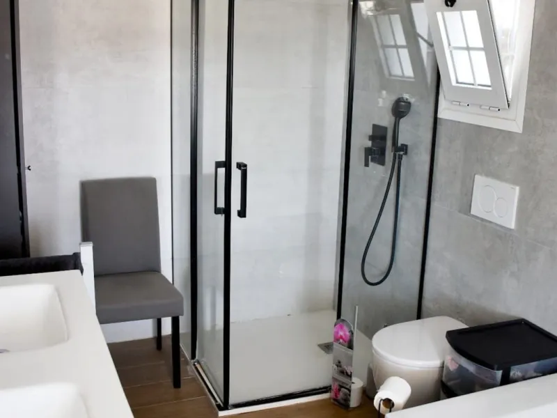 House - Detached Villa в продаже в Nerja, Málaga. В доме 3 спален и 2 ванных комнат. Площадь дома 144 м². Площадь участка 284 м²