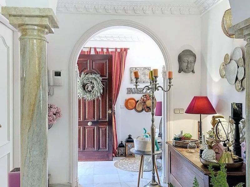 House - Detached Villa в продаже в Rincón de la Victoria, Málaga. В доме 5 спален и 4 ванных комнат. Площадь дома 658 м². Площадь участка 2197 м²