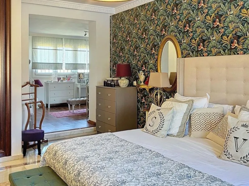 House - Detached Villa в продаже в Rincón de la Victoria, Málaga. В доме 5 спален и 4 ванных комнат. Площадь дома 658 м². Площадь участка 2197 м²