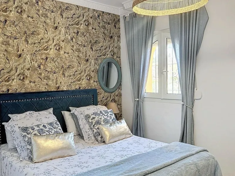 House - Detached Villa в продаже в Rincón de la Victoria, Málaga. В доме 5 спален и 4 ванных комнат. Площадь дома 658 м². Площадь участка 2197 м²