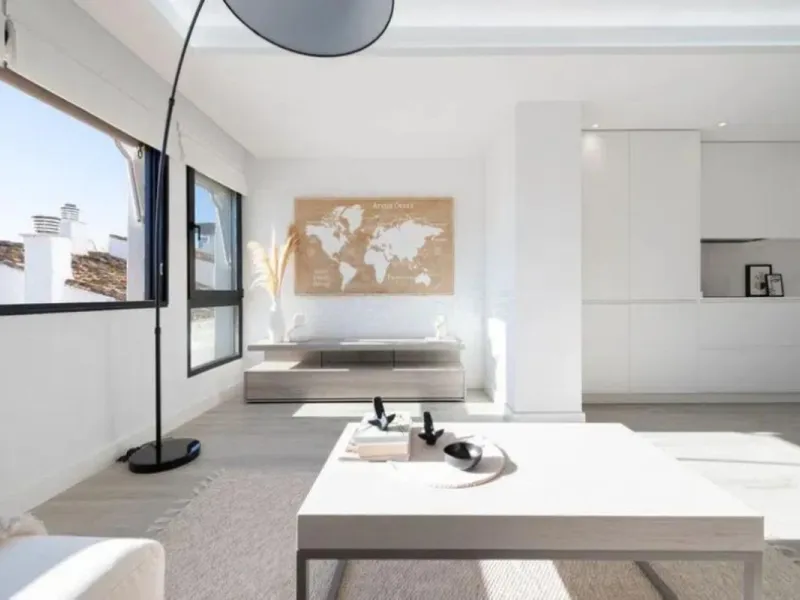 Middle Floor Apartment, Puerto Banús, Costa del Sol.