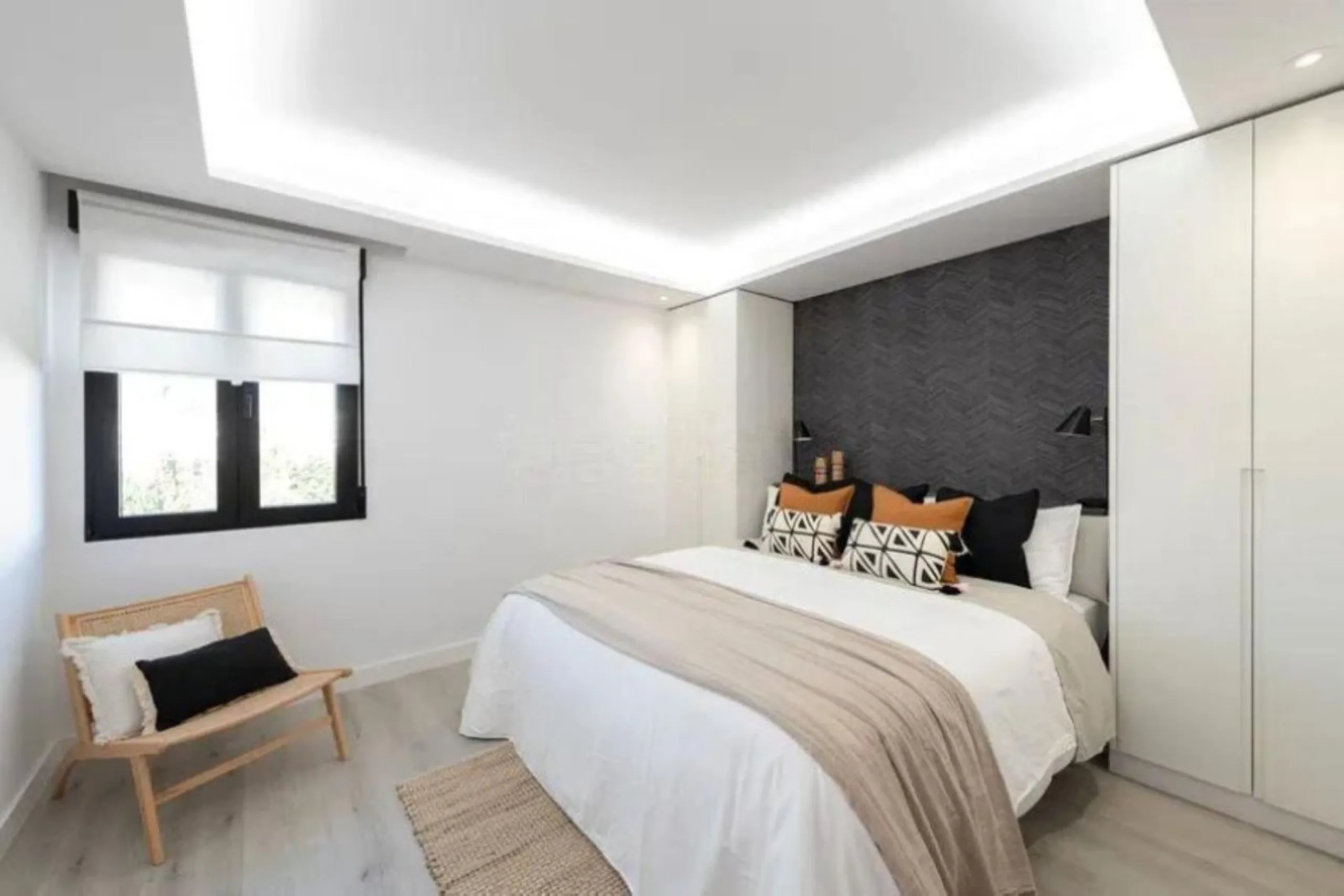 Middle Floor Apartment, Puerto Banús, Costa del Sol.