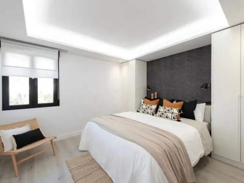 Middle Floor Apartment, Puerto Banús, Costa del Sol.