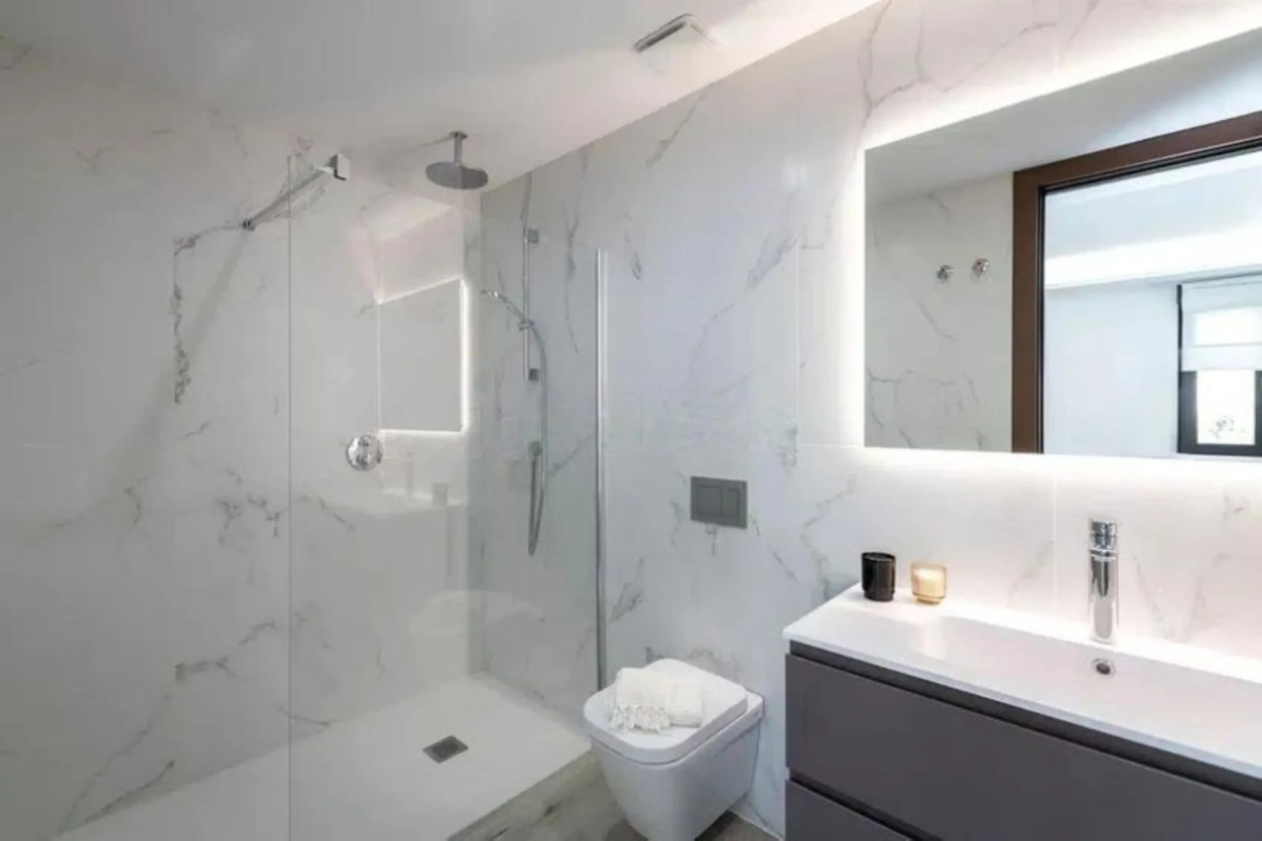 Middle Floor Apartment, Puerto Banús, Costa del Sol.