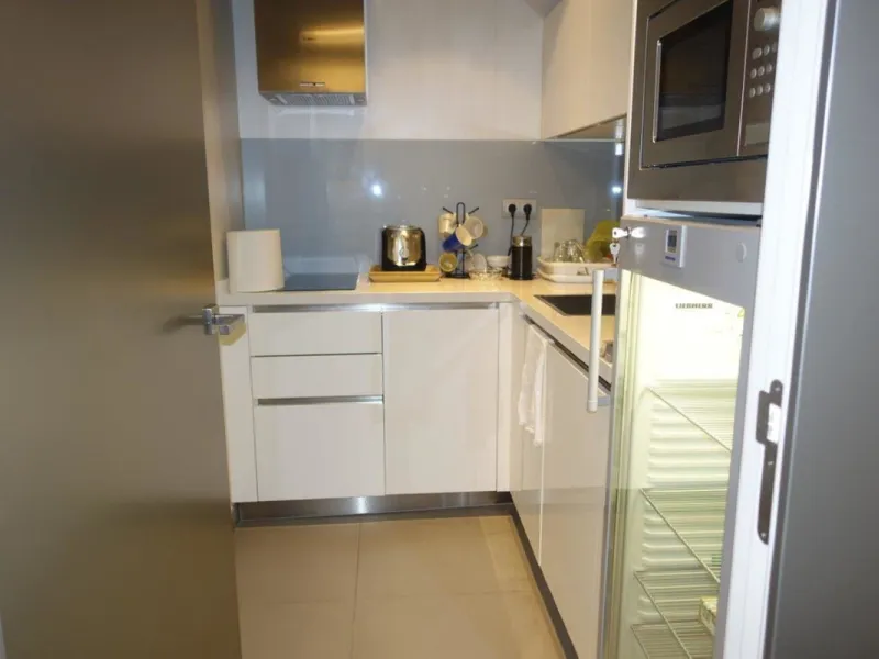 Commercial - Commercial Premises в продаже в Marbella, Málaga. Площадь дома 150 м²