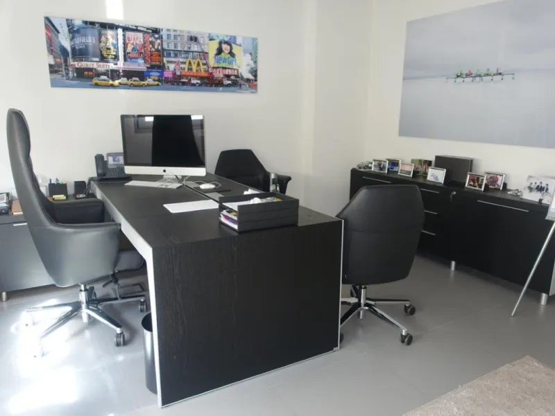 Commercial - Commercial Premises в продаже в Marbella, Málaga. Площадь дома 150 м²