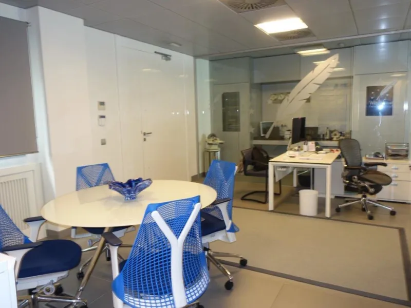 Commercial - Commercial Premises в продаже в Marbella, Málaga. Площадь дома 150 м²