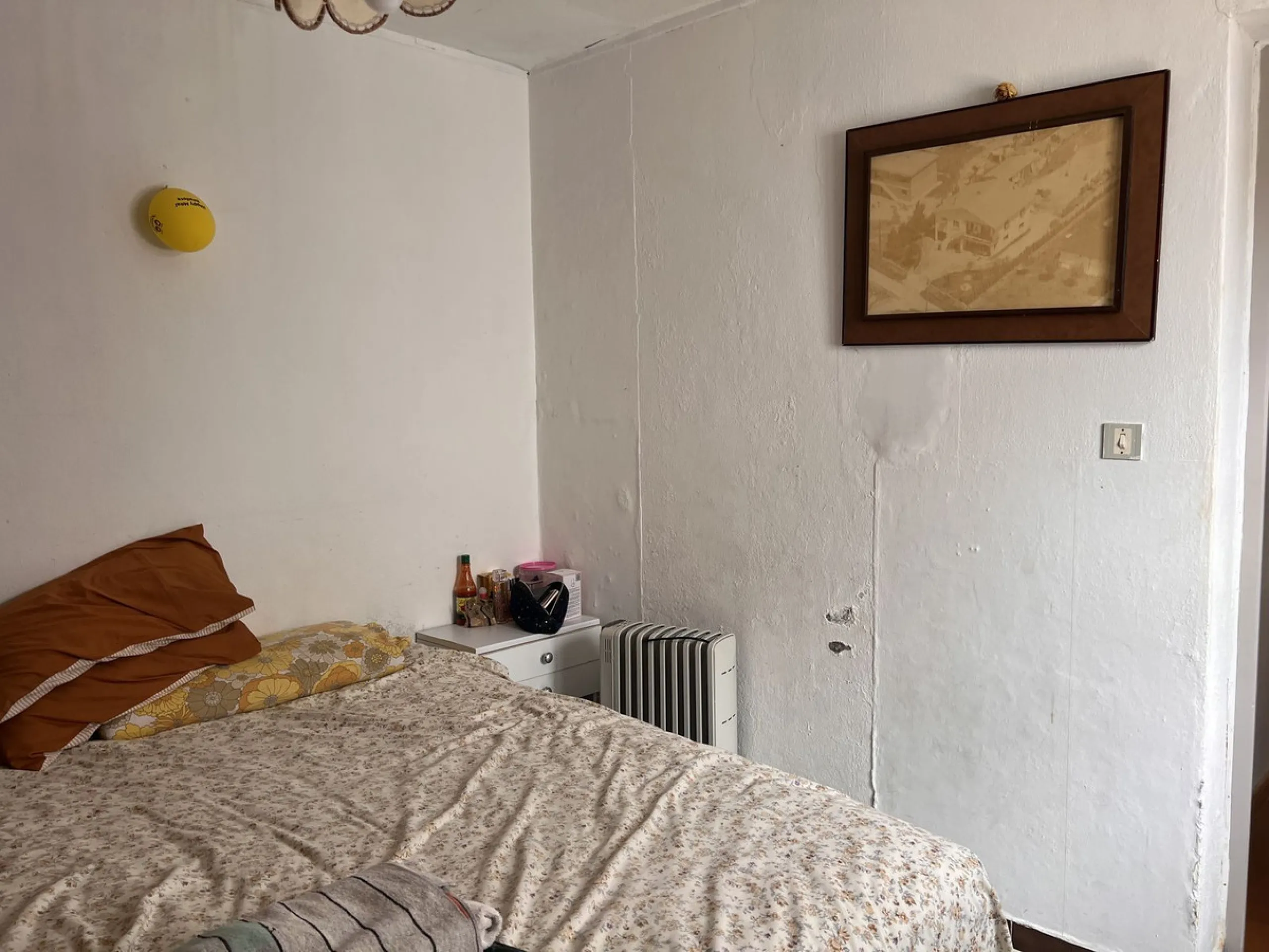 Large plot with house and swimming pool in the area of el Velerín.