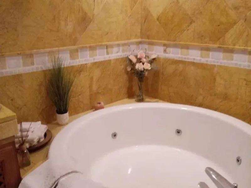Spacious townhouse in the Golden Mile next to the Hotel Puente Romano and the Hotel Alanda Marbella, and walking distance to the beach.