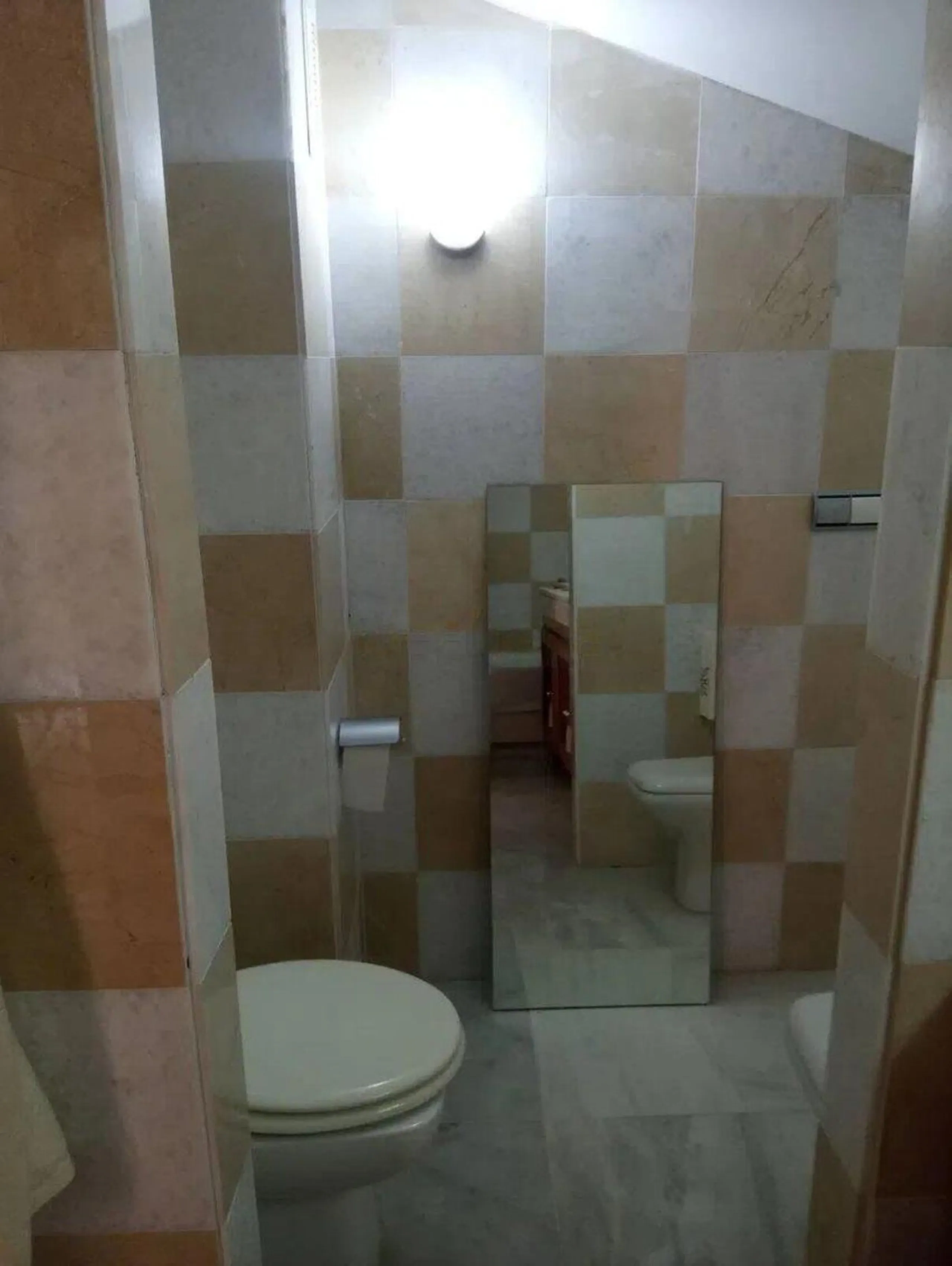 Spacious townhouse in the Golden Mile next to the Hotel Puente Romano and the Hotel Alanda Marbella, and walking distance to the beach.