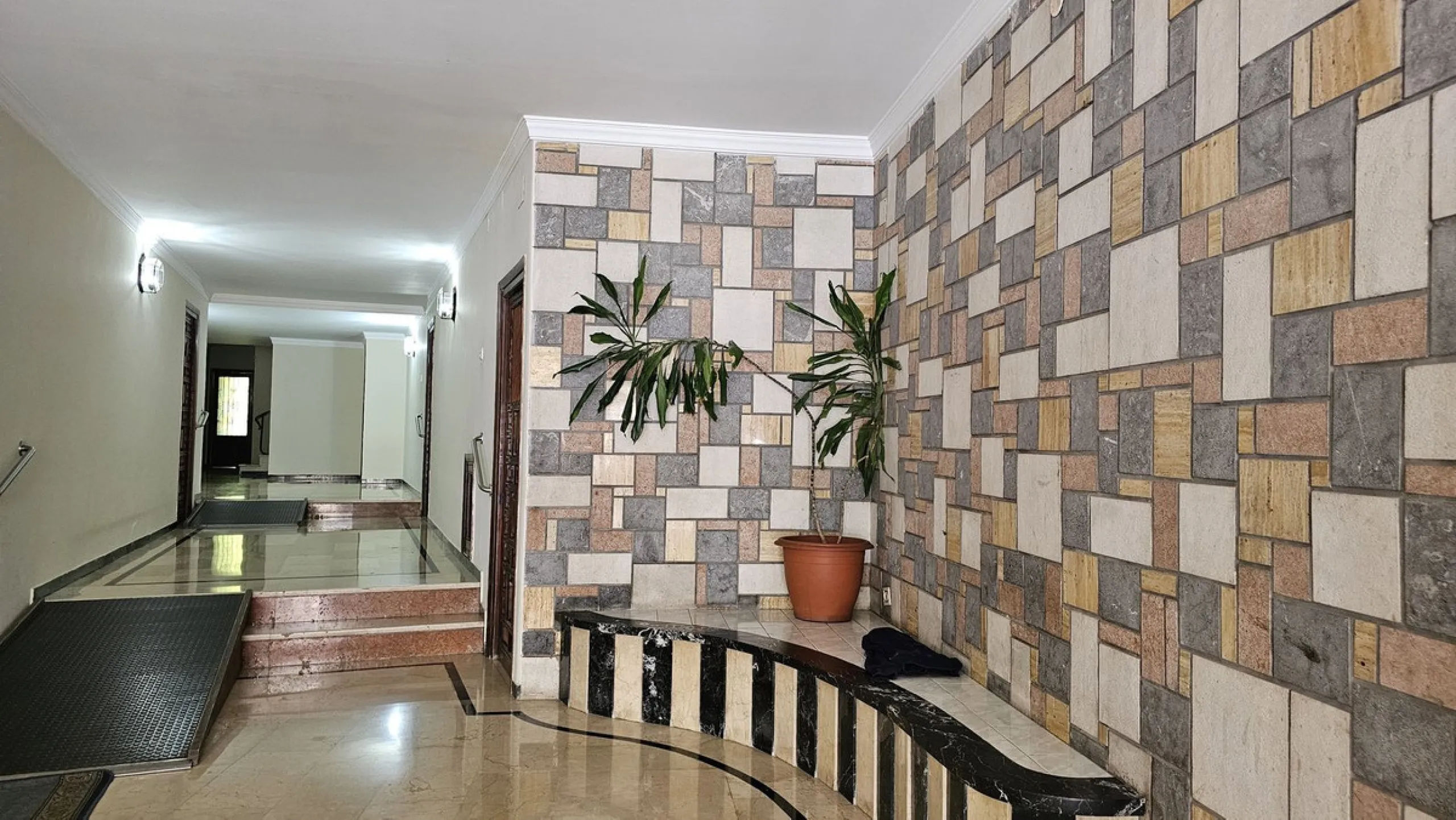 Amazing penthouse of 413 m2 resulting from the union of 4 flats on the fifth and last floor of this building.