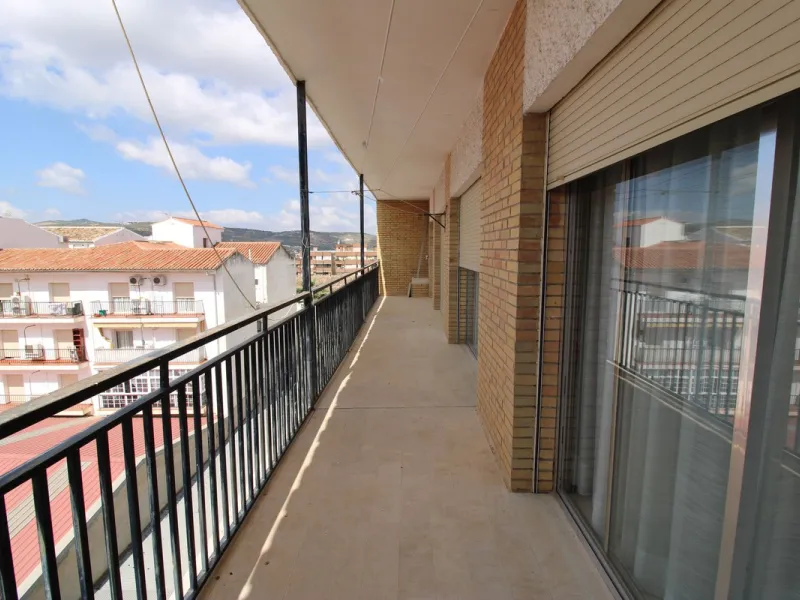 Amazing penthouse of 413 m2 resulting from the union of 4 flats on the fifth and last floor of this building.