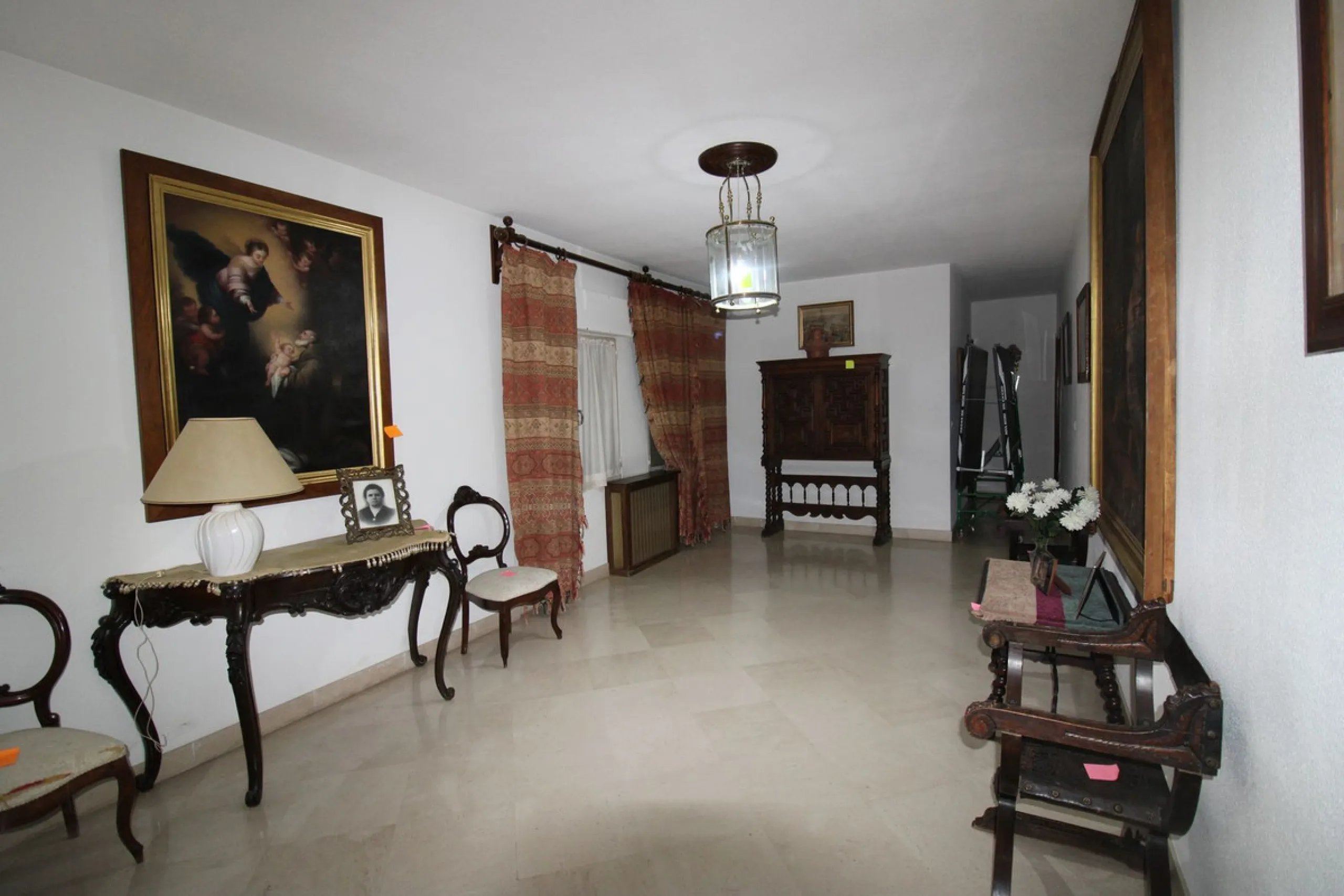 Amazing penthouse of 413 m2 resulting from the union of 4 flats on the fifth and last floor of this building.