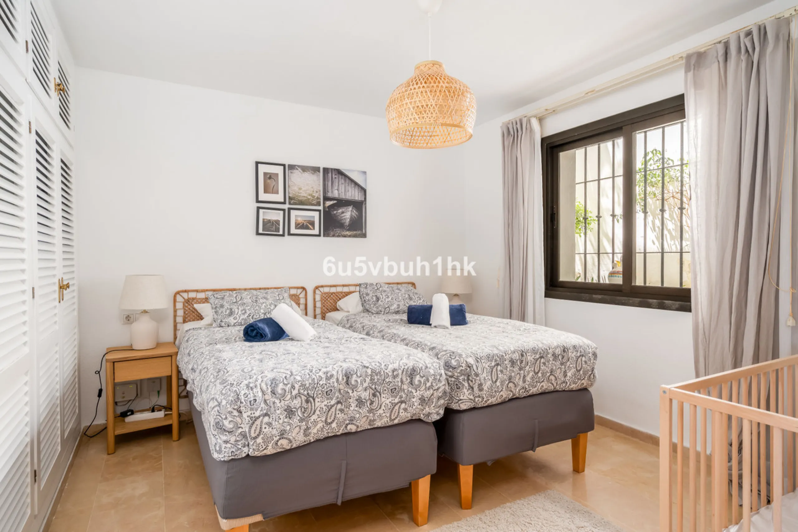 Apartment - Ground Floor Apartment в продаже в Benalmadena, Málaga. В доме 2 спален и 1 ванных комнат. Площадь дома 82 м²