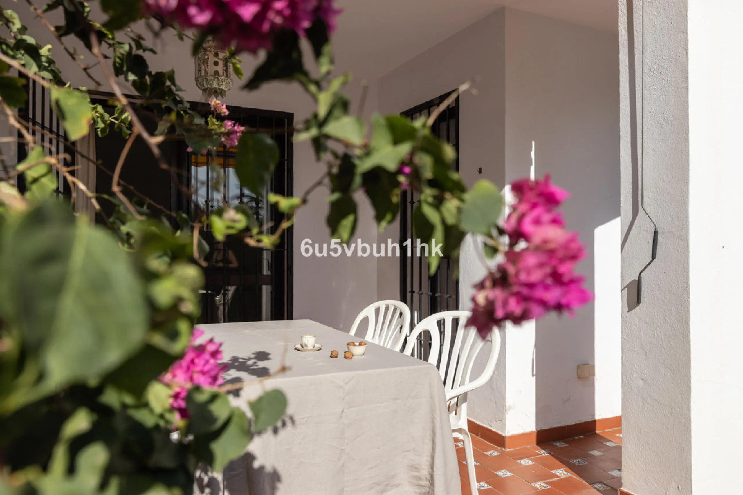 Apartment - Ground Floor Apartment в продаже в Benalmadena, Málaga. В доме 2 спален и 1 ванных комнат. Площадь дома 82 м²