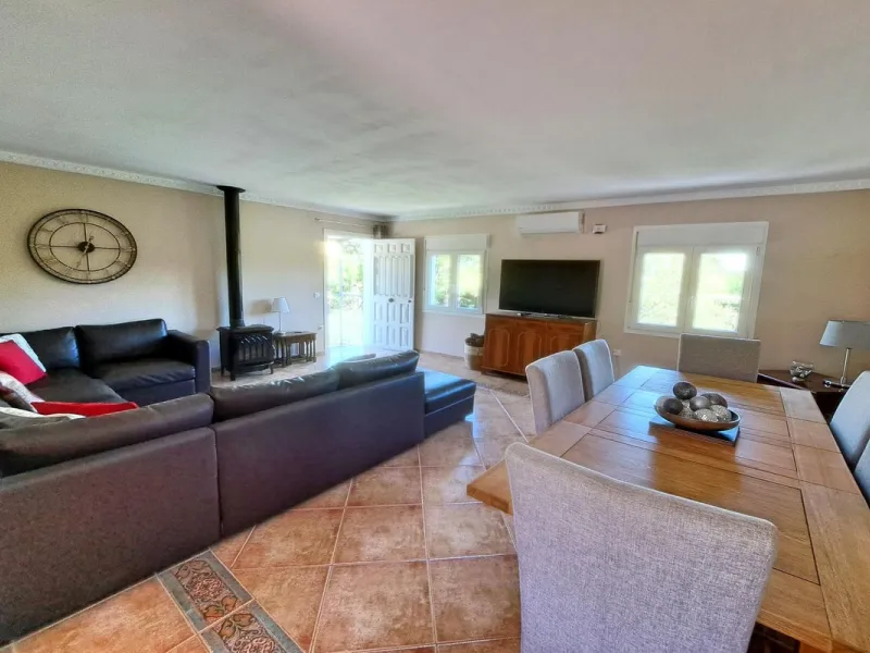 Spectacular detached villa with 3 separate living accommodations, situated in an extremely private location, walking distance to town.