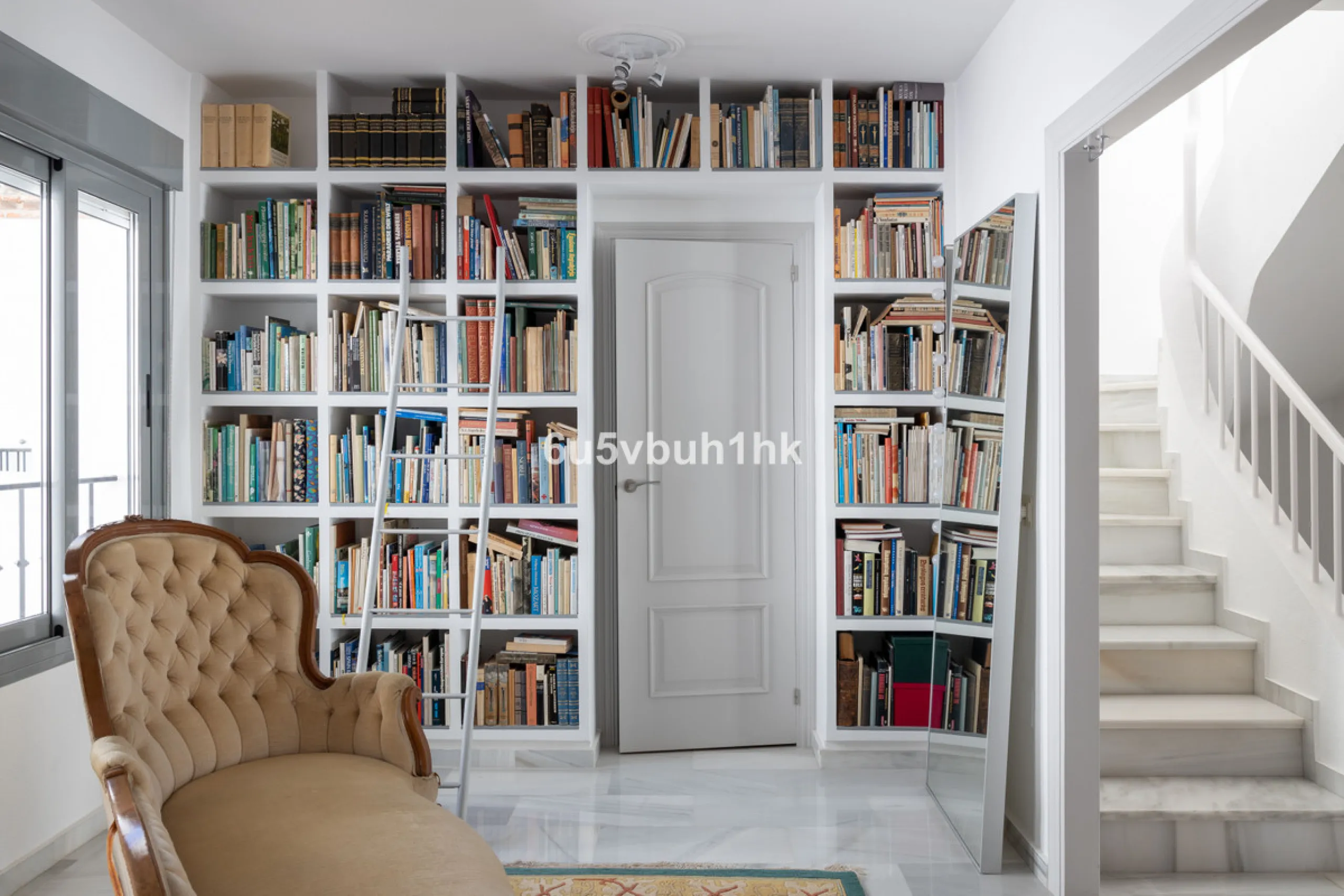 House - Detached Villa в продаже в Mijas, Málaga. В доме 4 спален и 3 ванных комнат. Площадь дома 366 м². Площадь участка 61 м²