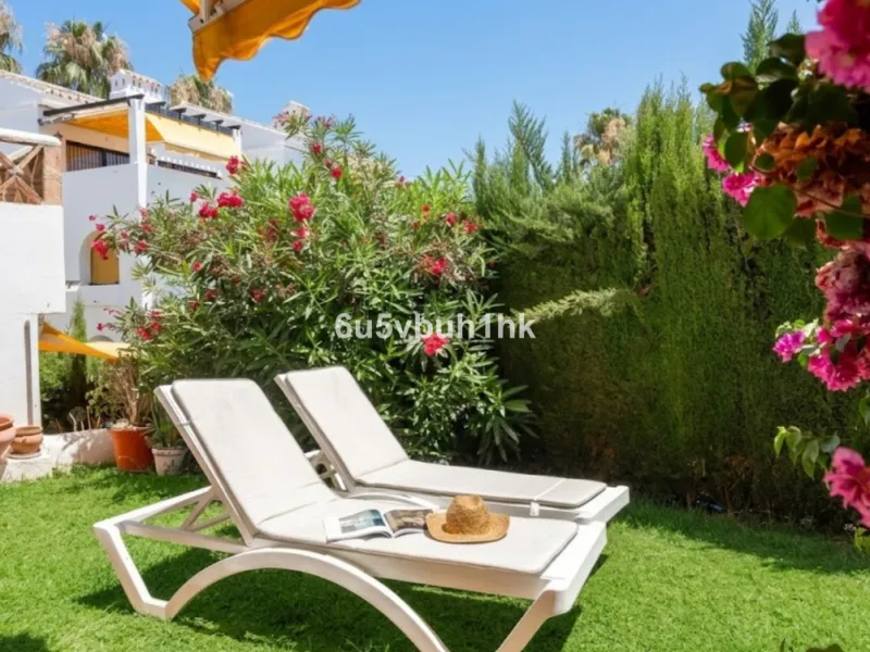 Apartment - Ground Floor Apartment в продаже в Benalmadena, Málaga. В доме 2 спален и 1 ванных комнат. Площадь дома 82 м²