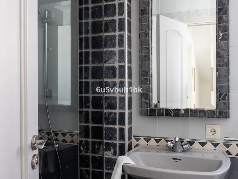 House - Detached Villa в продаже в Mijas, Málaga. В доме 4 спален и 3 ванных комнат. Площадь дома 366 м². Площадь участка 61 м²