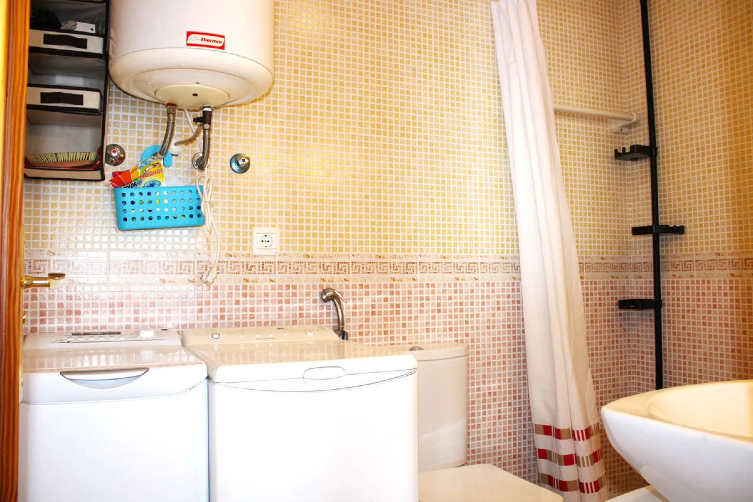 Duplex Apartment in Prime Condition on the First Line in Algarrobo Costa