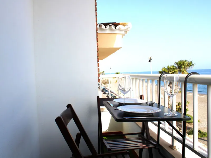 Duplex Apartment in Prime Condition on the First Line in Algarrobo Costa