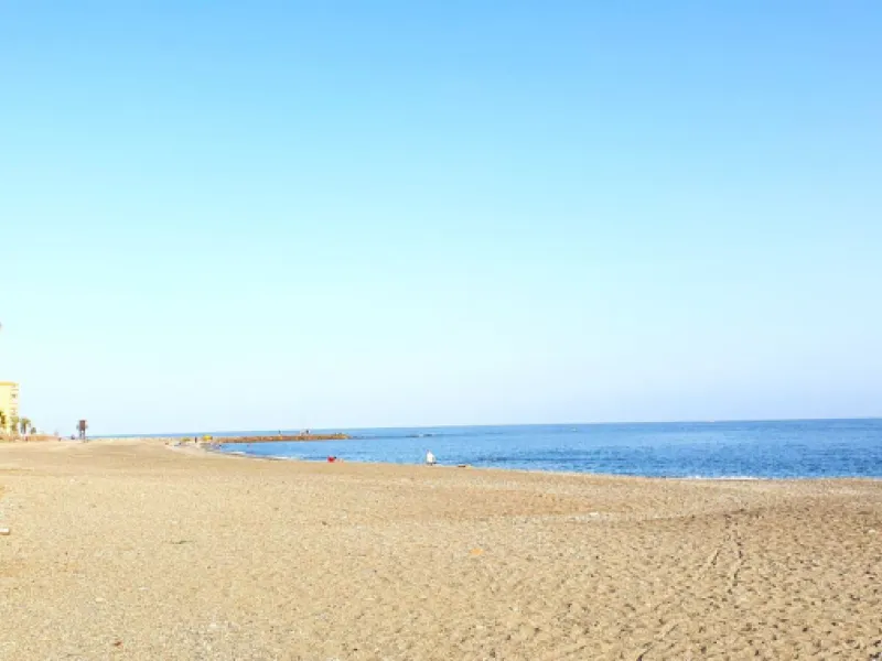 Duplex Apartment in Prime Condition on the First Line in Algarrobo Costa