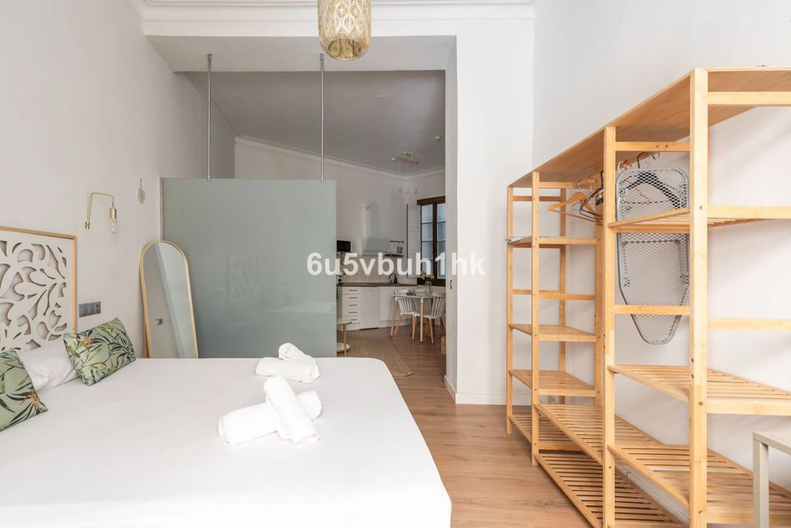 Apartment - Ground Floor Apartment в продаже в Málaga, Málaga. В доме 3 спален и 3 ванных комнат. Площадь дома 211 м²