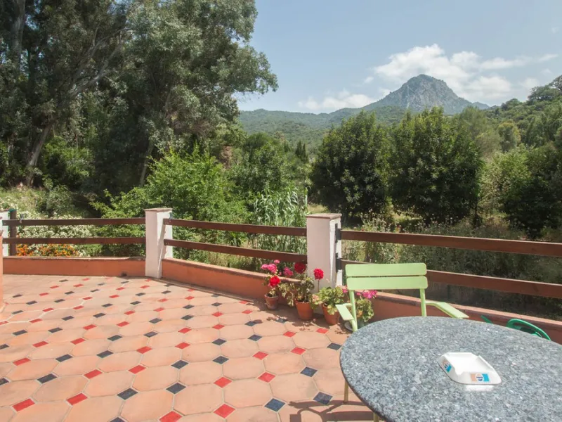 House - Finca - Cortijo в продаже в Gaucín, Málaga. В доме 6 спален и 4 ванных комнат. Площадь дома 620 м². Площадь участка 13840 м²