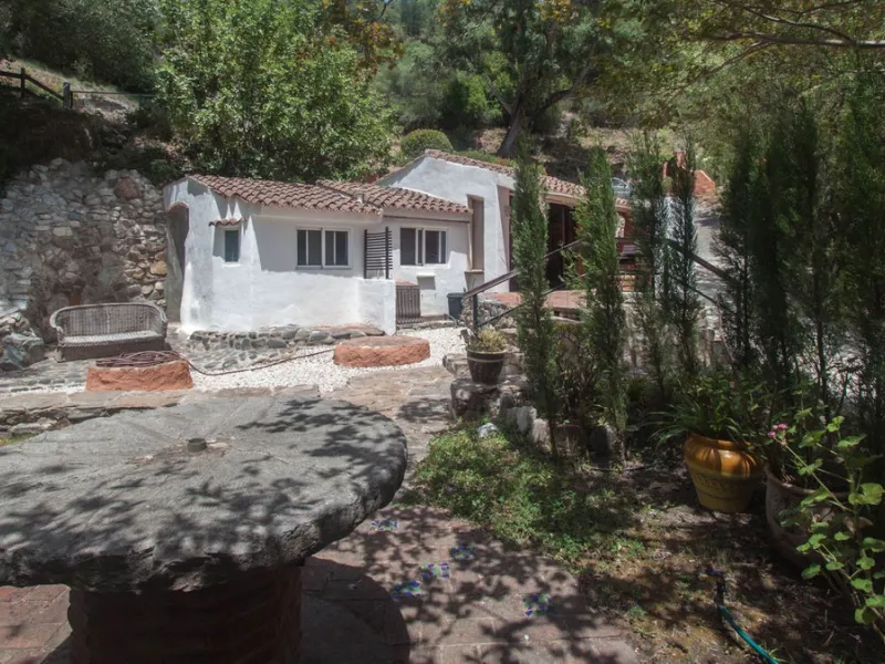 House - Finca - Cortijo в продаже в Gaucín, Málaga. В доме 6 спален и 4 ванных комнат. Площадь дома 620 м². Площадь участка 13840 м²
