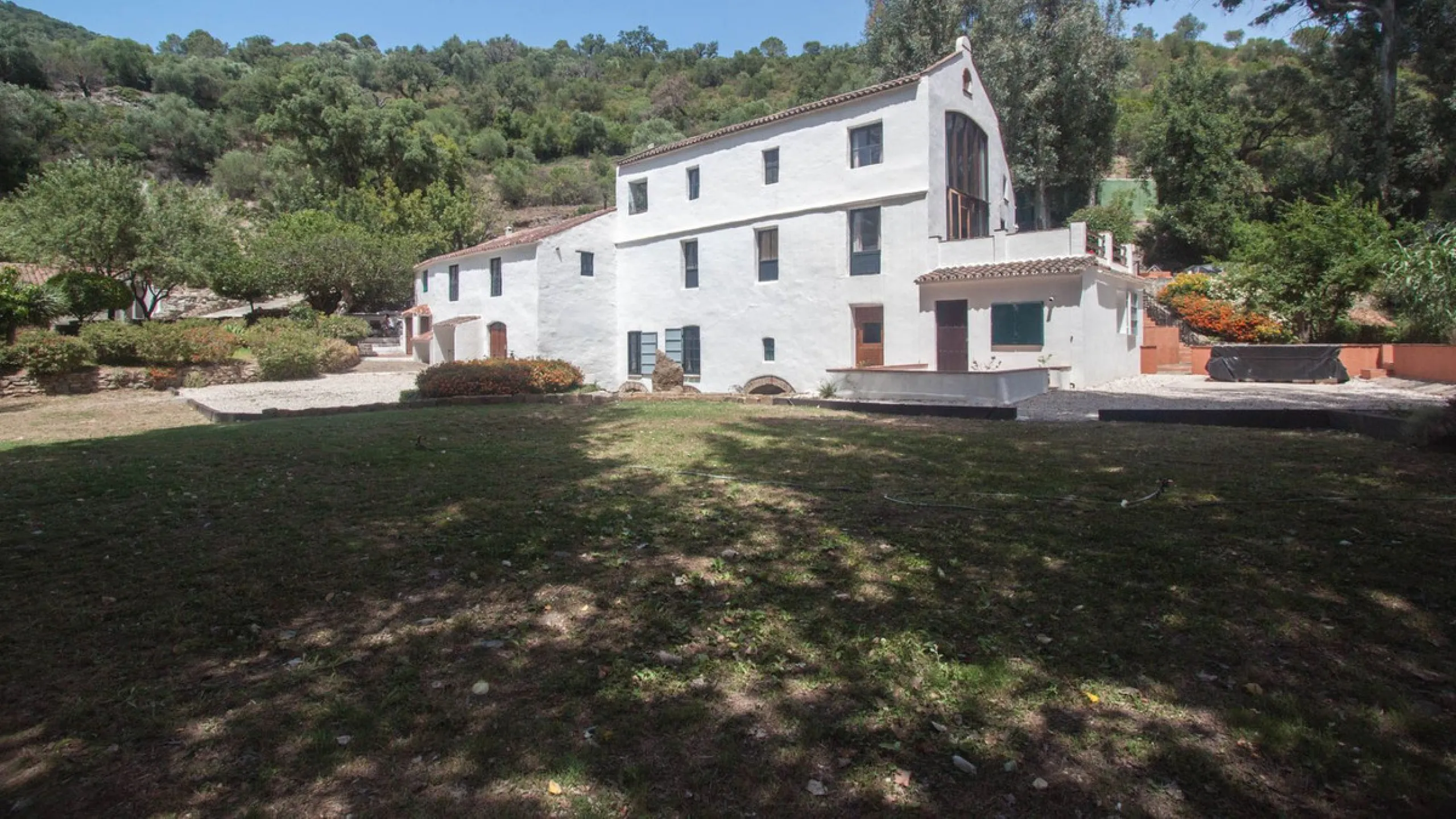 House - Finca - Cortijo в продаже в Gaucín, Málaga. В доме 6 спален и 4 ванных комнат. Площадь дома 620 м². Площадь участка 13840 м²