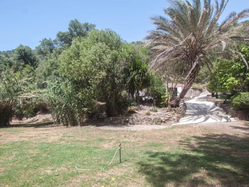 House - Finca - Cortijo в продаже в Gaucín, Málaga. В доме 6 спален и 4 ванных комнат. Площадь дома 620 м². Площадь участка 13840 м²