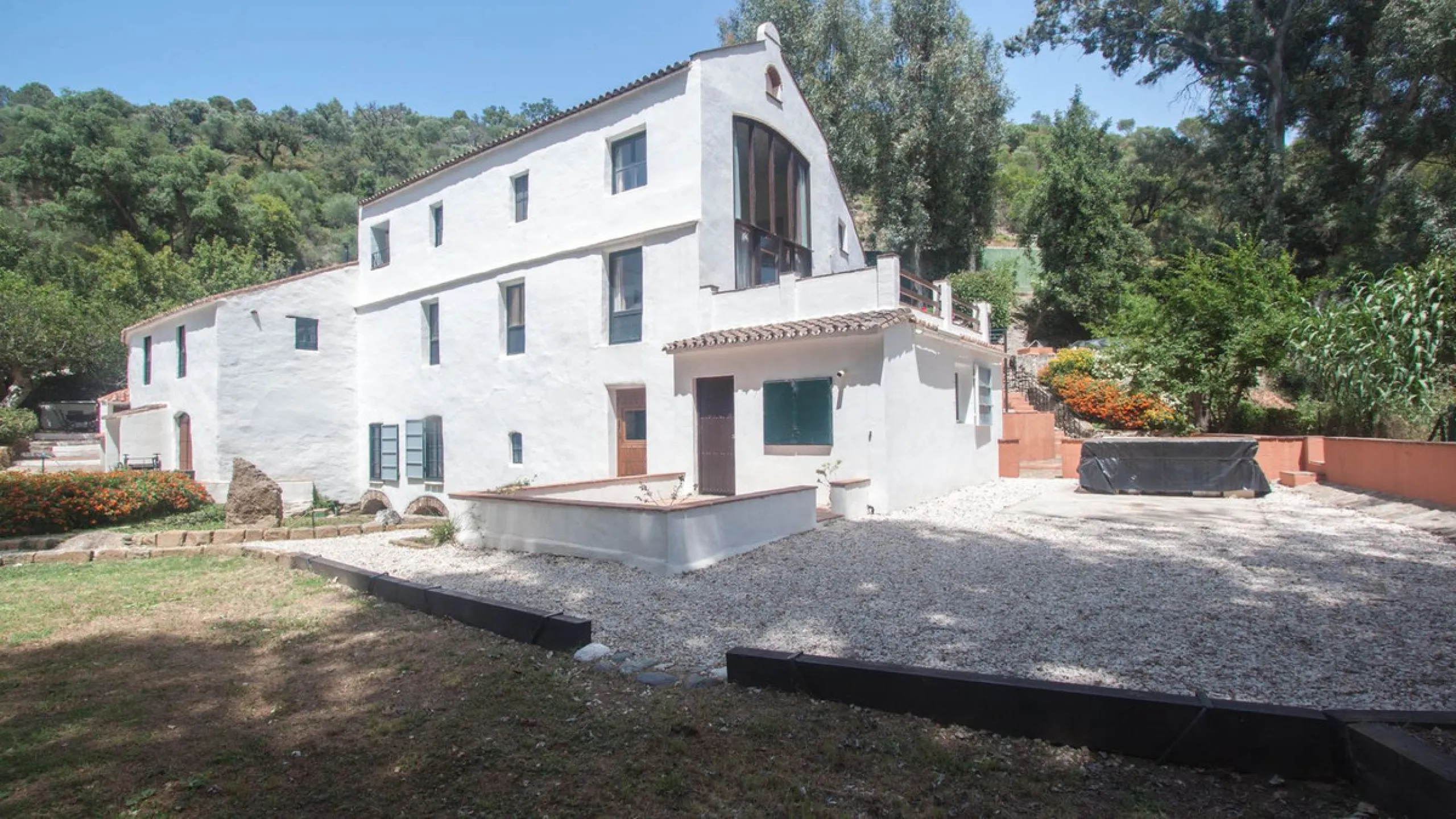 House - Finca - Cortijo в продаже в Gaucín, Málaga. В доме 6 спален и 4 ванных комнат. Площадь дома 620 м². Площадь участка 13840 м²