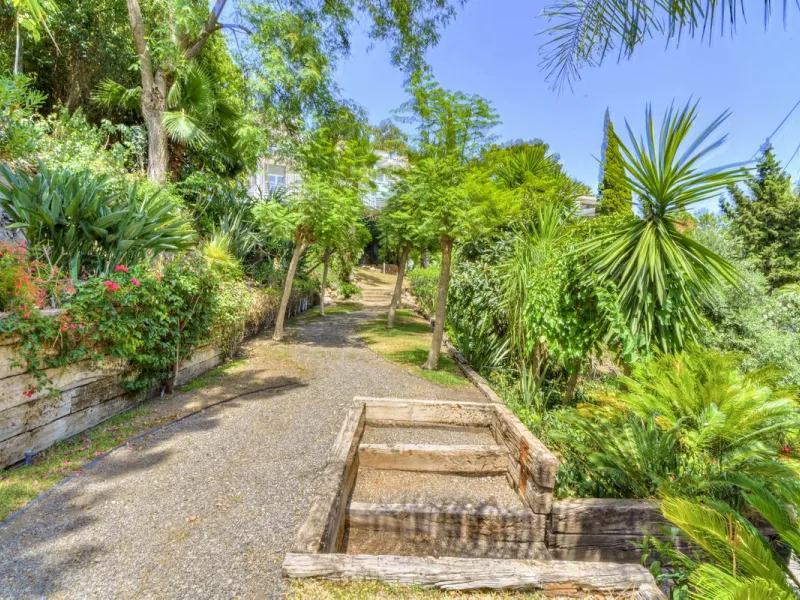Exceptional luxury villa on a double plot and with spectacular panoramic views for sale