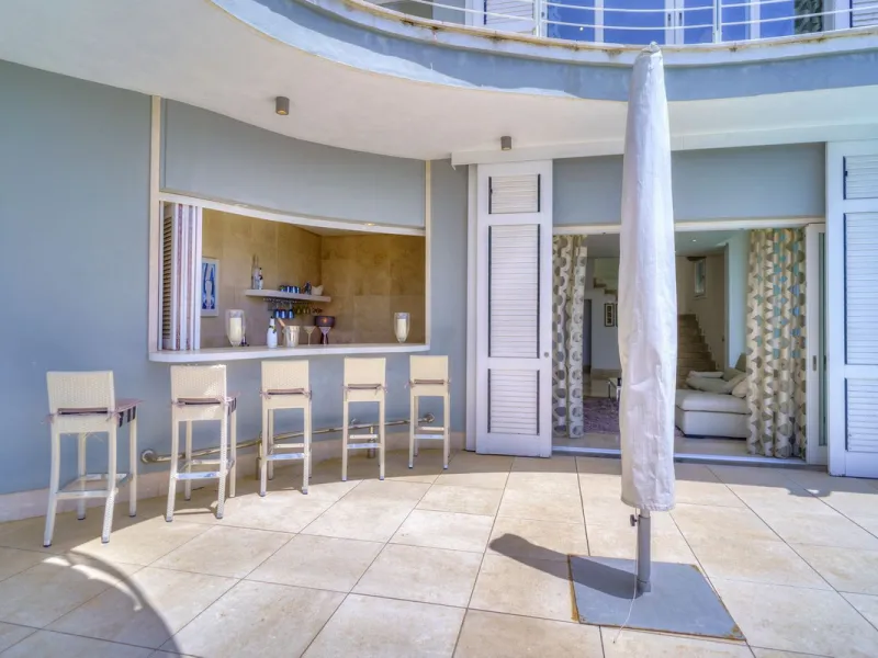 Exceptional luxury villa on a double plot and with spectacular panoramic views for sale