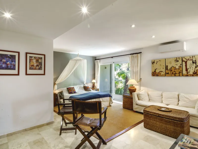Exceptional luxury villa on a double plot and with spectacular panoramic views for sale
