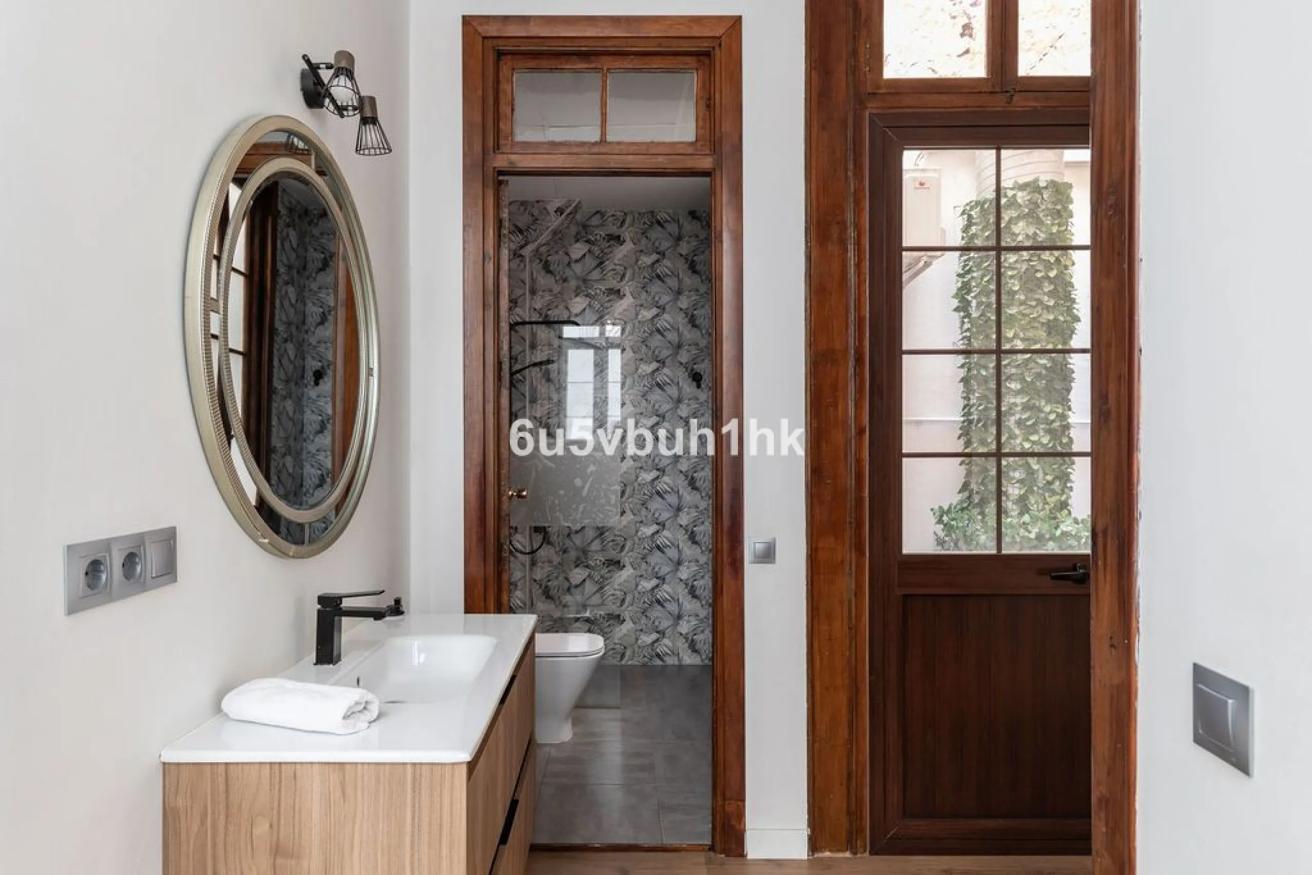 Apartment - Ground Floor Apartment в продаже в Málaga, Málaga. В доме 3 спален и 3 ванных комнат. Площадь дома 211 м²