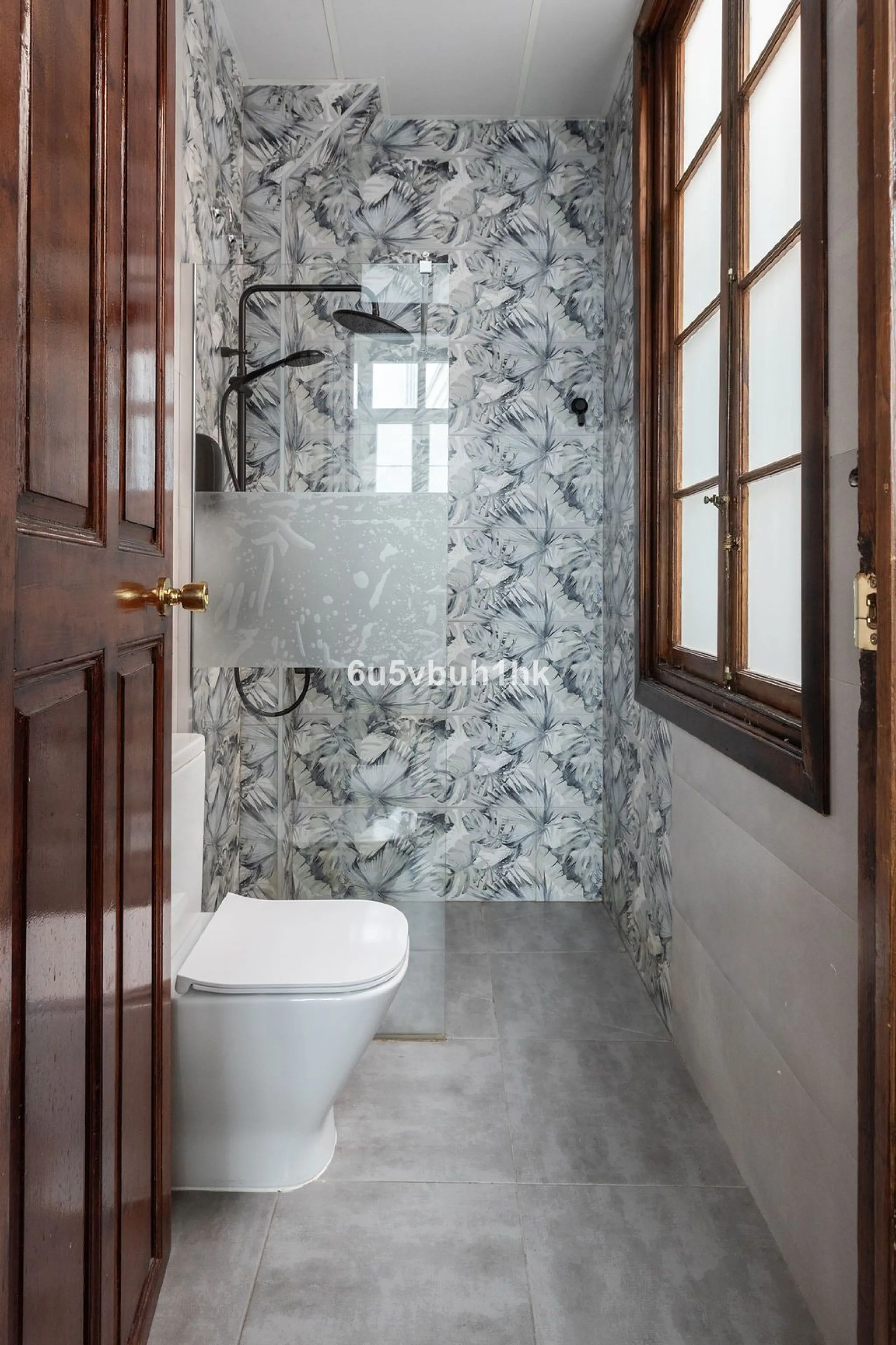 Apartment - Ground Floor Apartment в продаже в Málaga, Málaga. В доме 3 спален и 3 ванных комнат. Площадь дома 211 м²