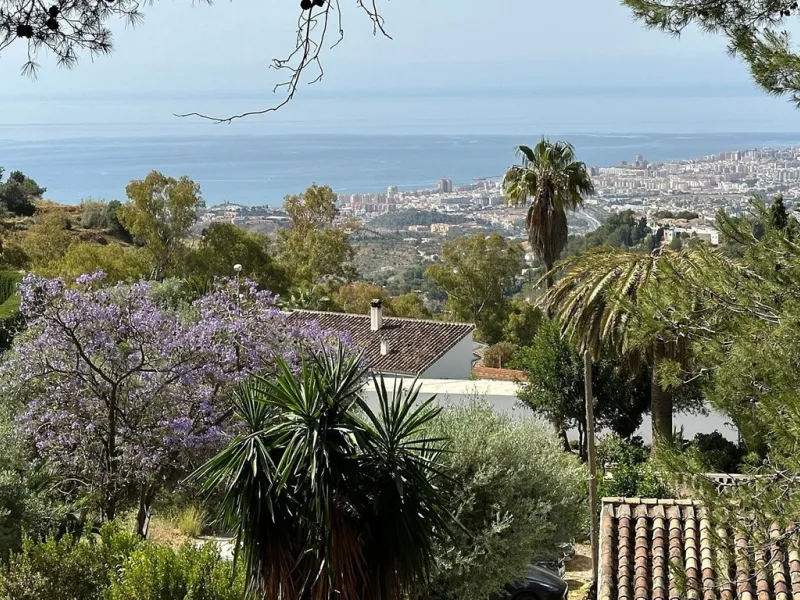 Plot - Residential Plot в продаже в Mijas, Málaga. Площадь дома 961 м². Площадь участка 2746 м²