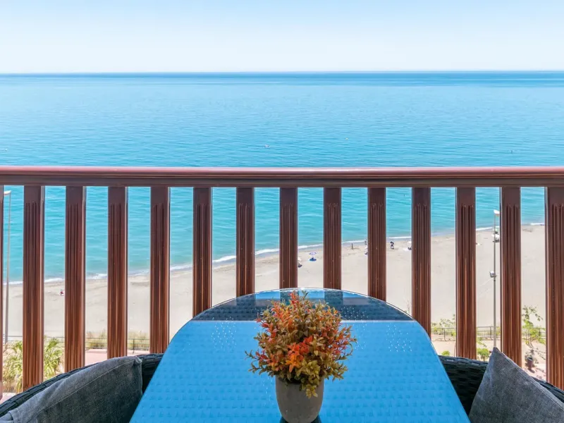 2 bedroom apartment with tourist license